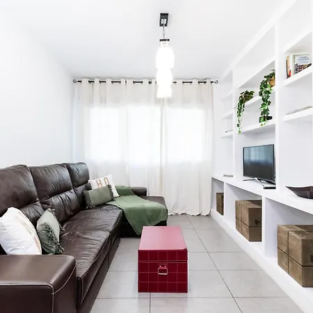 Apartment Tuguest Avenida De La Investigacion - Free Parking