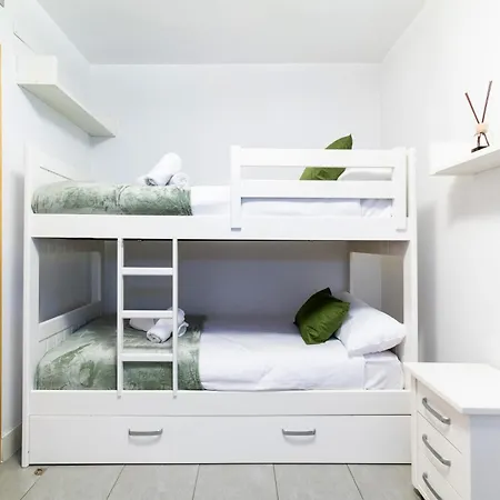 Apartment Tuguest Avenida De La Investigacion - Free Parking *