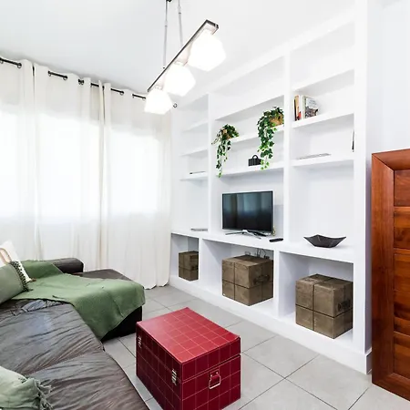 Tuguest Avenida De La Investigacion - Free Parking Apartment *