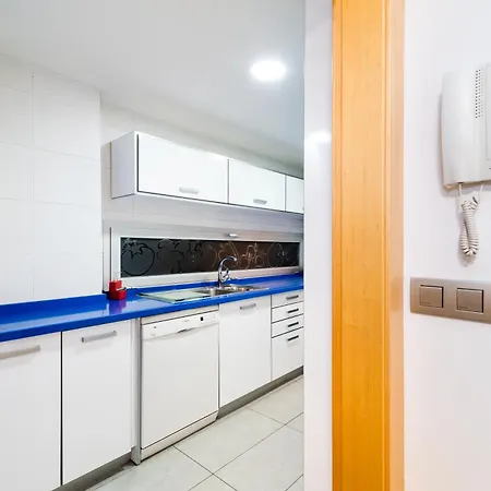 Apartment Tuguest Avenida De La Investigacion - Free Parking *