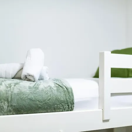 Tuguest Avenida De La Investigacion - Free Parking Apartment Granada